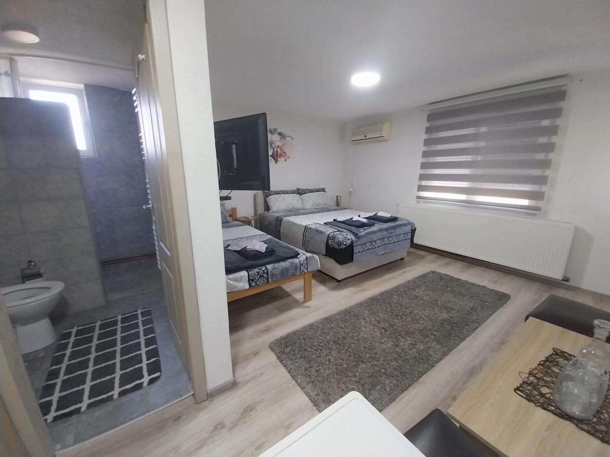 R&h Homestay *